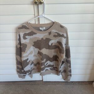 Lucky Brand Beige and Cream Knit Sweater large women’s camouflage